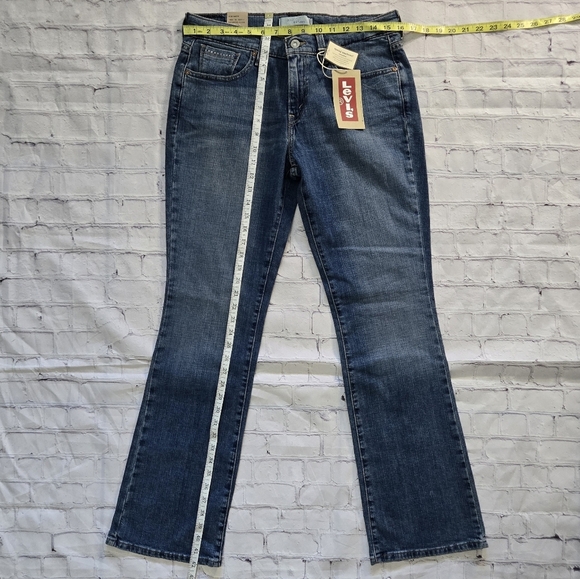 LEVI'S 515 Boot Cut Mid Rise Blue Jeans NWT Size 8M - Picture 15 of 15